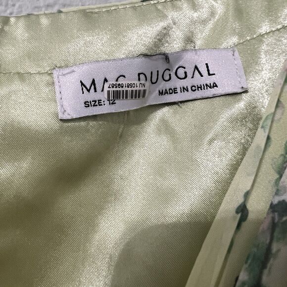 $598 Mac Duggal Size 12 Floral Chiffon Tiered Ruffle Puff Sleeve Gown - See flaw - Picture 4 of 7